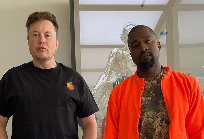侃爷|特斯拉CEO也爱 Yeezy！与侃爷合照穿了这双
