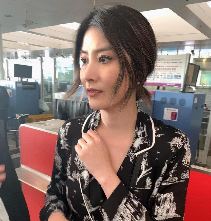 陈慧琳|陈慧琳近照曝光，赠予儿子上亿豪宅，为双胞胎女儿留下冰冷手术刀
