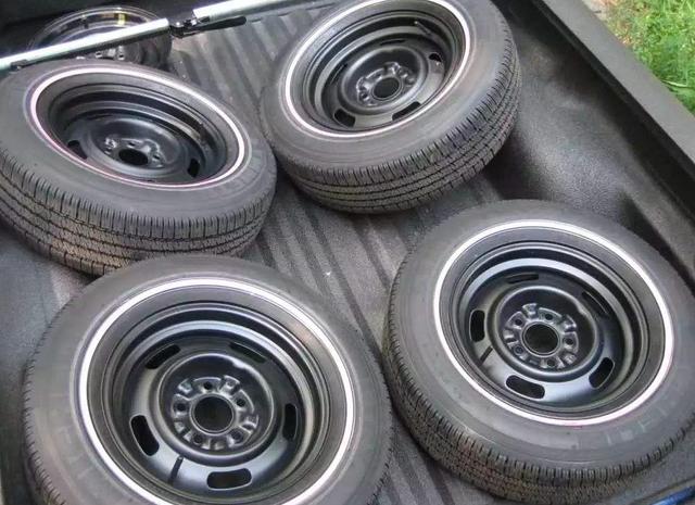 轮胎|\宽轮胎\和\窄轮胎\差别有多大？内行人说漏了嘴