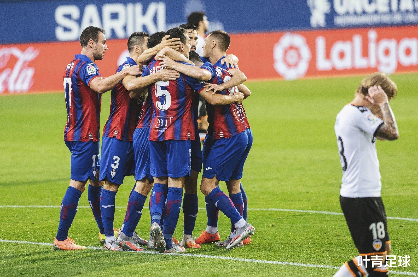 【西甲】西甲冷门：乌龙+红牌，欧冠级劲旅轰然倒下！西班牙人没戏了