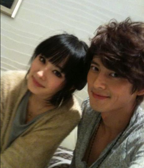 杨幂|八年前他提拔了杨幂,八年后他被人忘却,如今的杨幂再将他捧红!