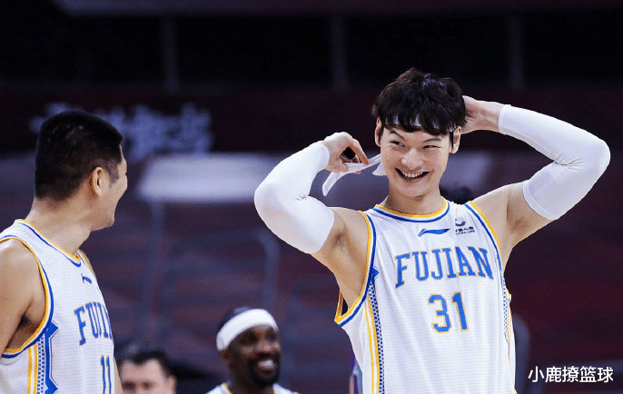 【王哲林】狂砍32+14！把名帅打到下课边缘，他比周琦更有领袖气质