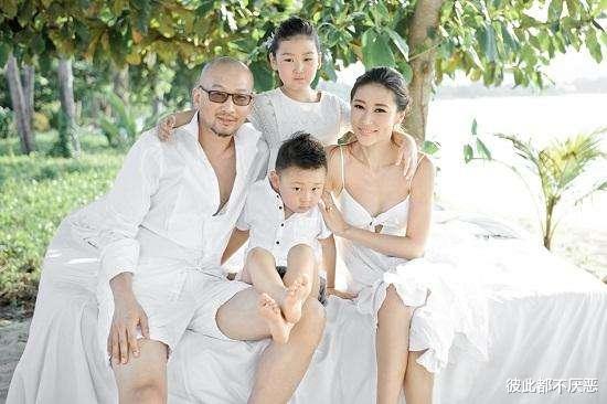 管虎|管虎:24岁就当上导演,宠了马伊琍4年,却娶了她的闺蜜梁静?