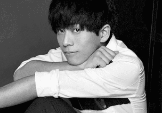 「快乐大本营」他曾是《快乐大本营》亲儿子，连上一个月没红，无能为力！