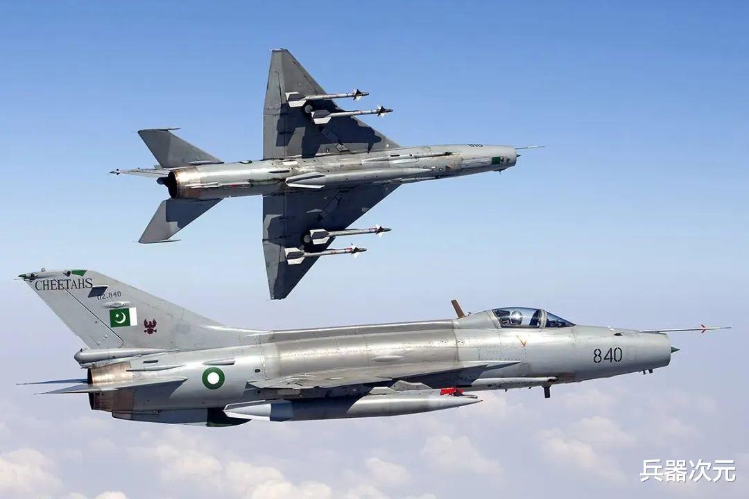 f-16：巴基斯坦又要进口猴版F16，却不考虑购买歼10，给出的理由扎心了