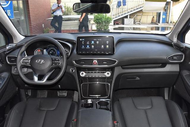 「现代胜达」先花24万开现代胜达，20万再开马自达CX5，车主：想说七个字