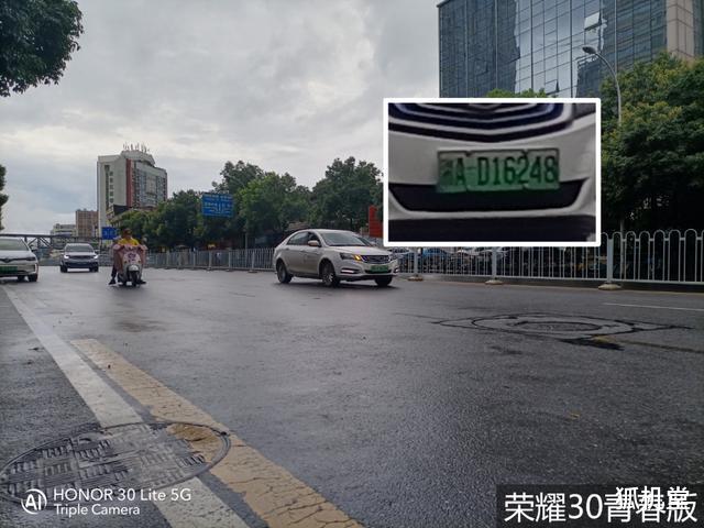 iPhone SE|荣耀30青春版、新iPhone SE对比测评：真香的SE，竟变成高价低配？