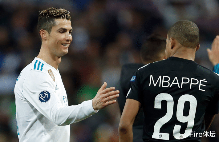 梅西|梅西转会迎来新进展！两大豪门退出争夺，最后的选择或只剩两家