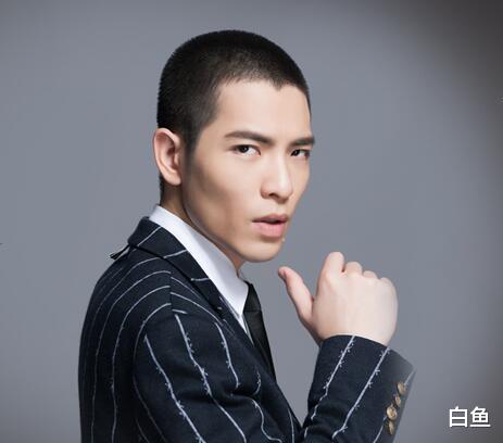 [华晨宇]本季《歌手·当打之年》，华晨宇终成歌王，周深获益最多