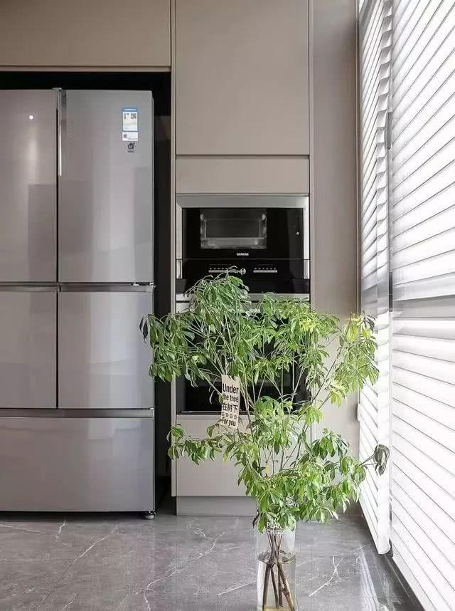 160㎡极简三居，简约而不简单，才是生活的品质！