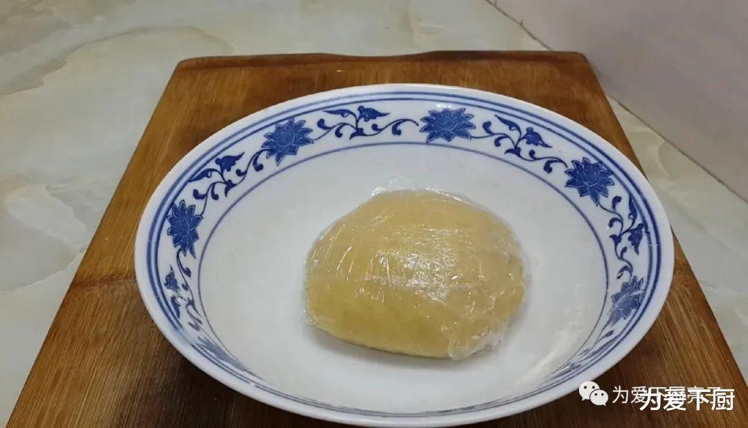 月饼|中秋节月饼这样做,锅里烙一烙,个个香酥掉渣,不用烤箱也能成功