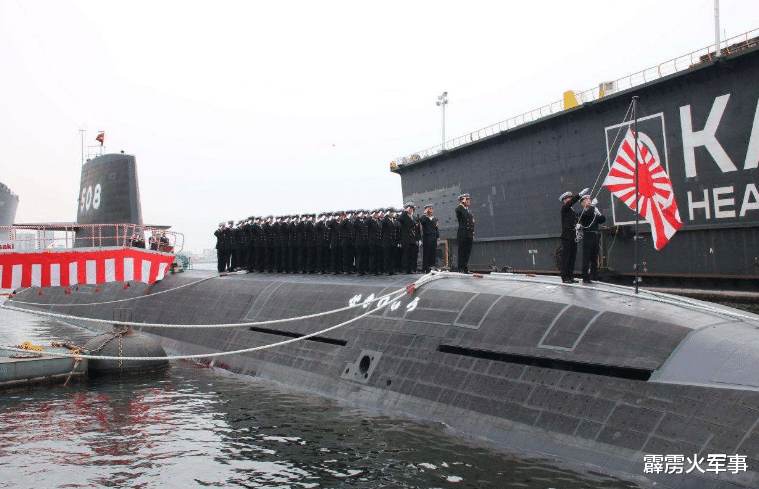 潜艇▲潜伏在中国身边的邻居，不声不响造出超强潜艇，连航母都能打