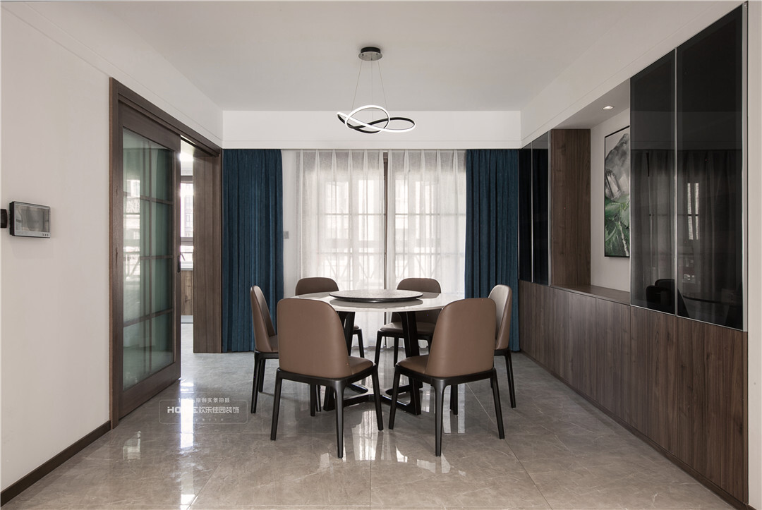 |180平现代简约风,简练稳重,追求自然惬意