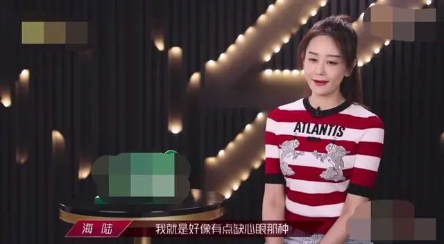 唐嫣|《乘风破浪的姐姐》开播，首播就爆红出圈，黄晓明在线卑微，最大槽点却是她？