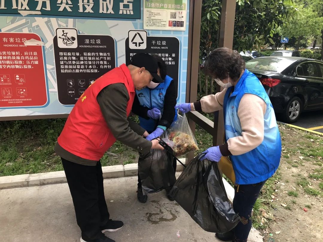 上海徐汇 智慧治理、暖情自治，盛心汇汇聚泾彩新时代