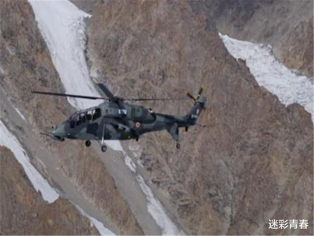 印度@印军数10万人巡逻边境，大批坦克重炮向一线开进，专家：得不偿失