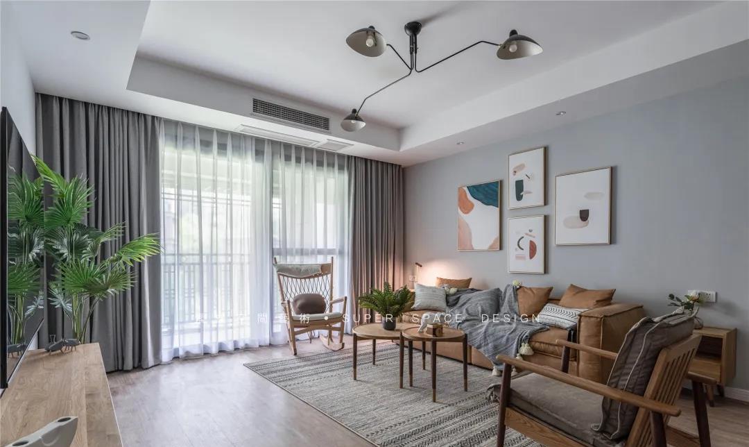 |她家120平的房子光一个客厅就把我迷住,全屋温馨有品,太漂亮了