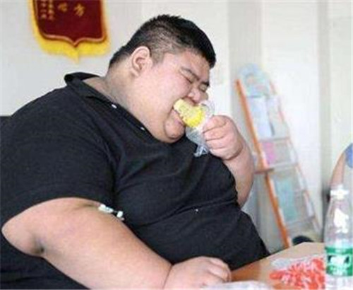 抱得美人归|中国第一胖王浩楠：一年减肥181公斤，瘦身后成功抱得美人归