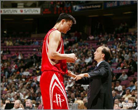 [火箭队]锡伯杜是火箭备胎？姚明恩师成新帅头号候选人，球迷的青春回来了