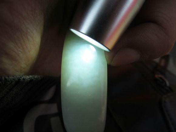 和田玉籽料▲趣图巧辨和田玉籽料和韩料