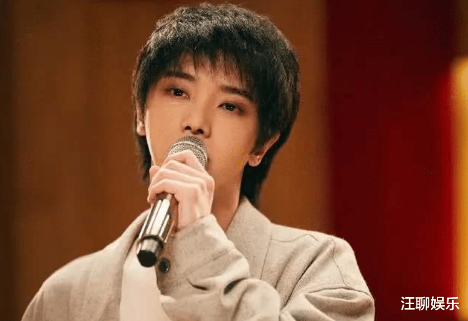 中国好声音|《中国好声音》导师官宣“戛然而止”，李宇春要被临时替换？