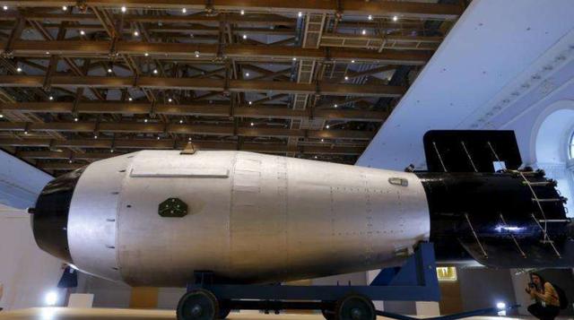 核弹头@美国有6400枚核弹头，俄罗斯6800枚，中国数据一公布，美：绝不可能！