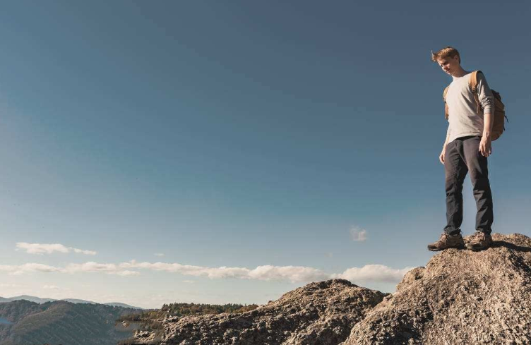 【何享健】交易为生有多难