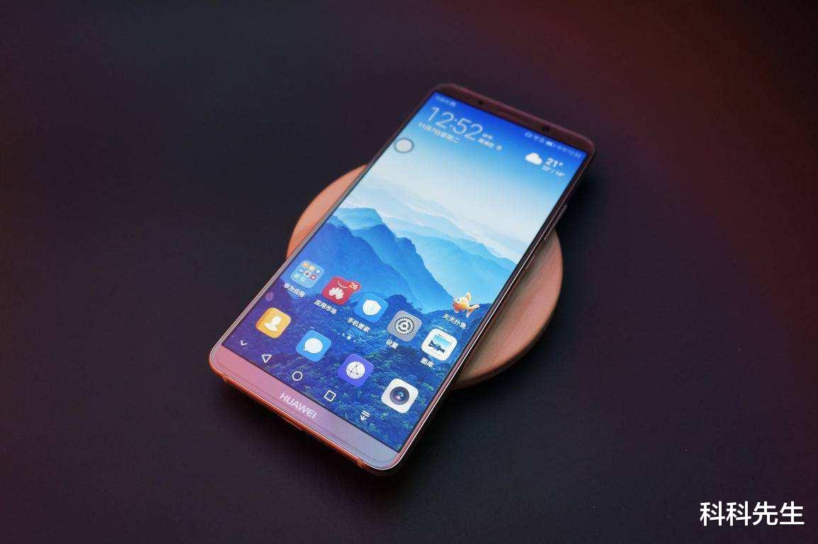 华为手机|网友总结出最经典的三款华为手机，Mate 20 Pro无缘榜单！