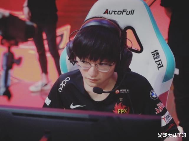 fpx战队|小天向zoom透露,FPX战队回不到从前了,有人拿完冠军后就变了