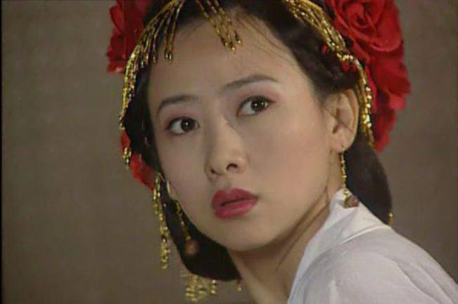 【春光灿烂猪八戒】经典老剧二度翻拍，导演为节省时间和金钱，将角色缩减为6个