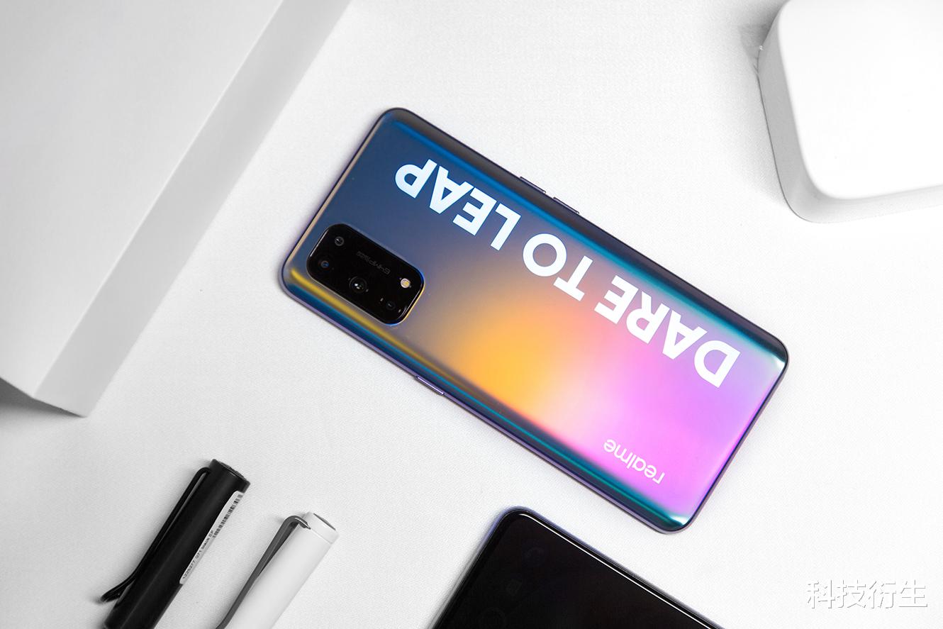 iPhone12 mini|realme新机在海外官宣：11月19日，正式发布，配置已曝光！