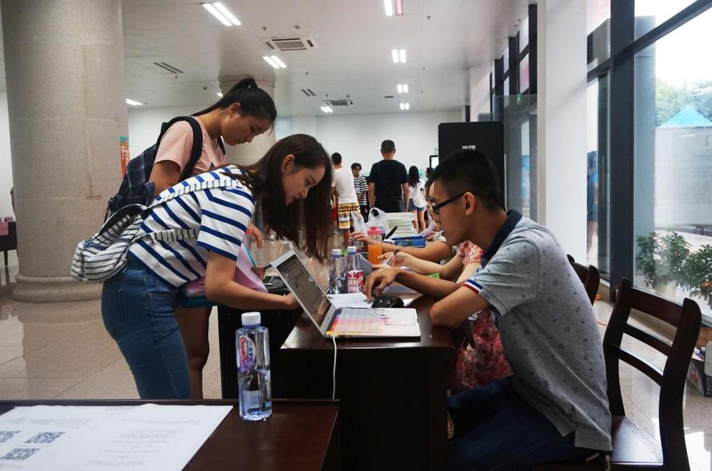 大学|大一新生：开学报到要带这4样东西，过来人建议，少一样都很麻烦