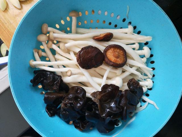 羊肉|中秋前后,此肉再贵也要吃,一年四季不咳嗽,比羊肉滋补