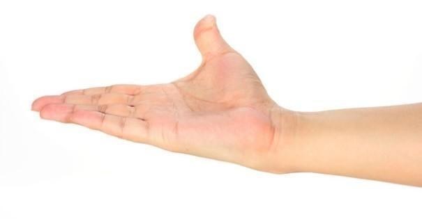 运动|肾功能“不强”的男人，身体3处常会“汗如雨下”，望你一个不占