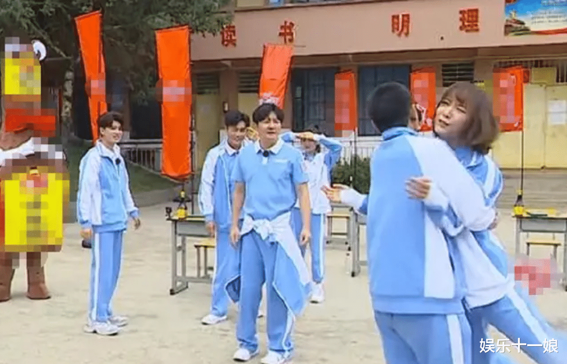 贾乃亮|和李小璐复合无望后，贾乃亮人设崩塌？知情人：1年换3女性！