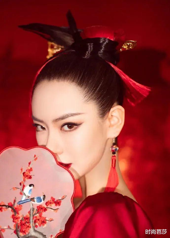 口红|戚薇的中国妆也不难学？