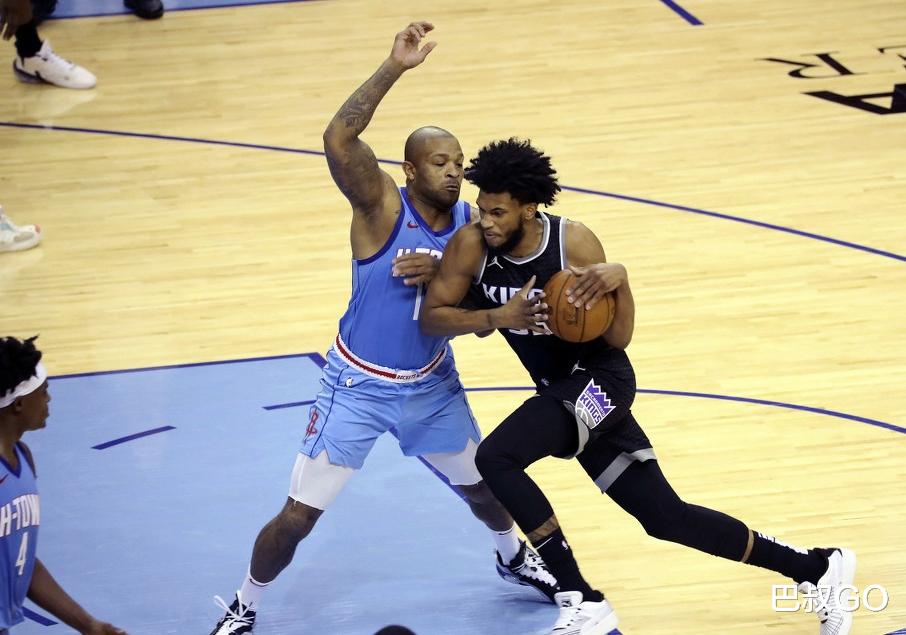 詹姆斯·哈登|场均25+9+3！我太特么需要哈登，伍德火箭发出请求，沃尔也哽咽了