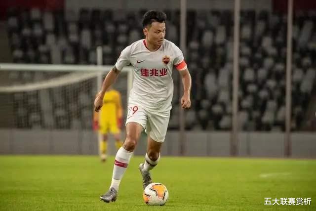 中超|3队积10分，恒大排榜首！中超这4队晋级争冠组稳了？