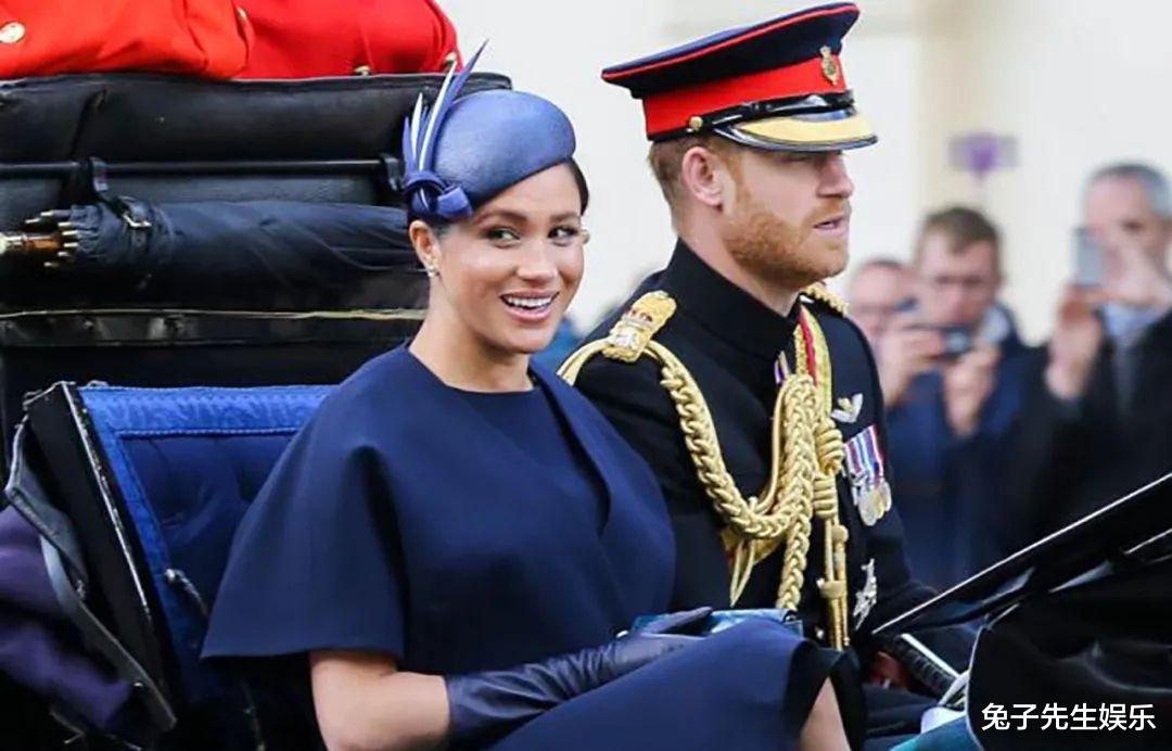 黄晓明|梅根说出心中不痛快，对阿奇“头衔”失望，眼红小乔治获女王保护