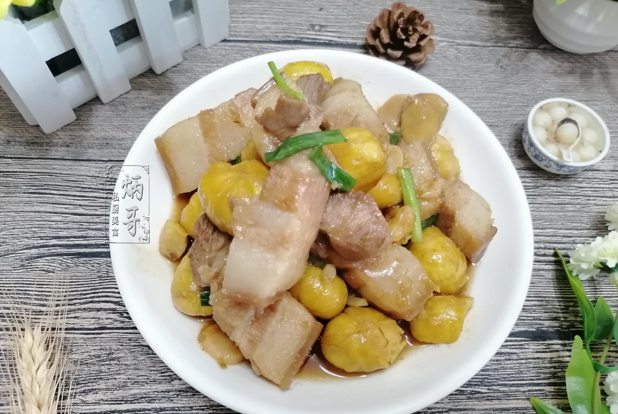 板栗|此物现在刚上市，1斤6块钱，和它是绝配，炖一锅香甜软糯，超下饭