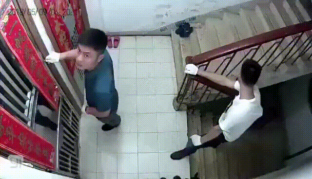 |“华为1996年的招聘广告，大家自己感受一下！”哇哈哈哈哈～