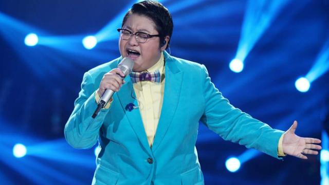 『黄家驹』曾一首歌赚2亿,在黄家驹墓前K歌被封杀,后来开劳斯莱斯跑出租