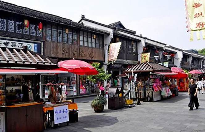 |各地游客评选“最失望”景点，得到回答惊人的统一！就在我们身边