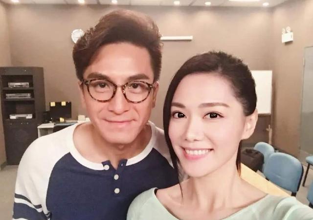 汤镇宗■马国明女友为爸爸汤镇宗庆生，红裙惊艳，与妹妹一个像爸一个像妈