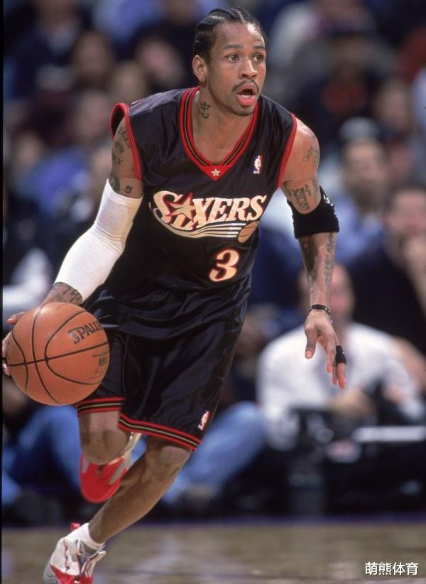 『勒布朗·詹姆斯』球迷票选最喜爱球星：奥尼尔7100票，科比12420票，詹姆斯多少？