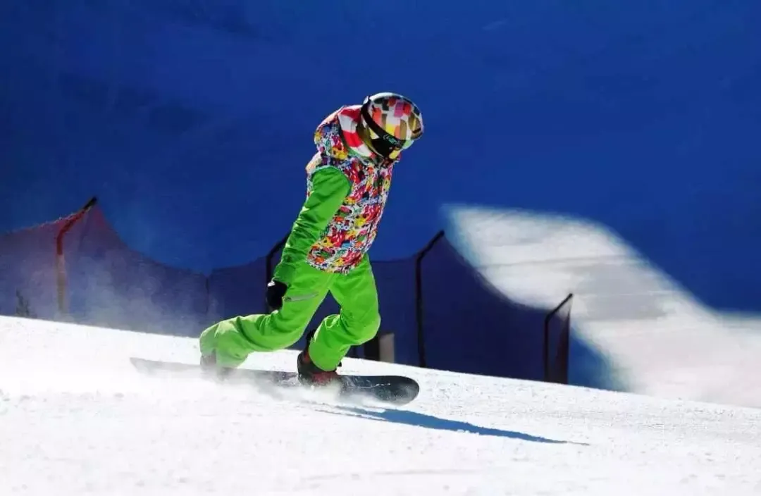 央视|“央视最美女记者”爆红，颜值吊打半个娱乐圈