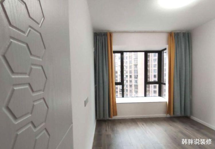 【】刚完成装修的新房，时尚清爽的现代简约风格，瓷砖上墙真好看