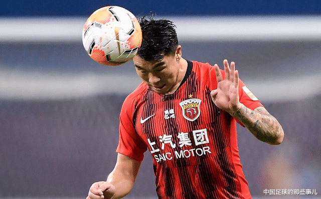 石柯|一身肥肉还要税后1200万才肯签！坑完上港的石柯还要坑鲁能？