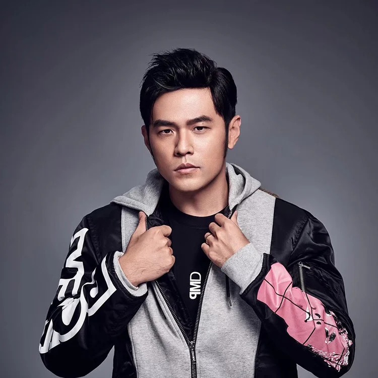 「华语乐坛」两大天王再度合作：没有流量的年代，却造就了华语乐坛最好的时代