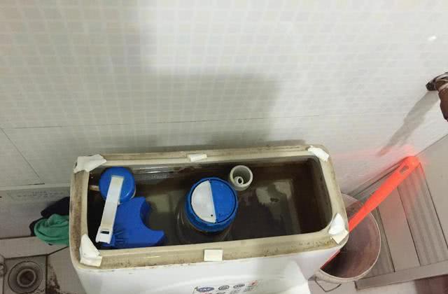 马桶冲劲小，只需要把这样操作一下，出水量又大又猛